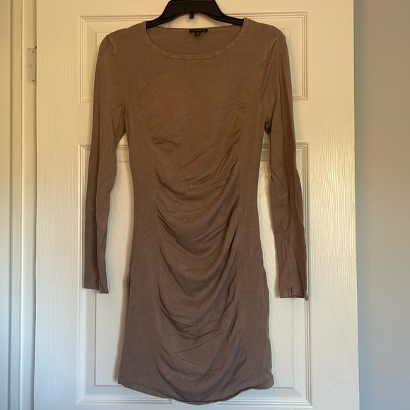 Express Dresses & Skirts - Express tan fitted dress med